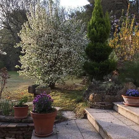 Des Chenes Bed & Breakfast